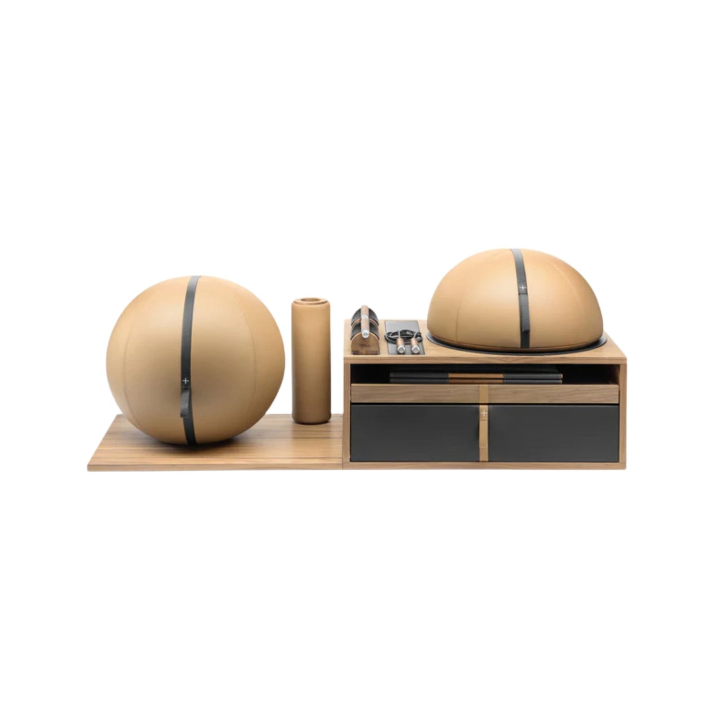 PENT. RACKA: Skipping ropes, push up bars, fitness mat, fitness ball, balance ball and stretching roller. Handcrafted with natural Italian leather and natural wood.