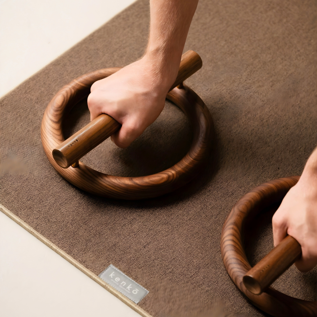 Kenko Push-Up Bars Walnut – top view showing round base and handle alignment