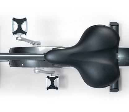 Close up view of the saddle for the stylish modern exercise bike with a sleek design, featuring three adjustable grip positions and a multifunctional console. Stil-Fit Ergometer Pure - Stationary Bike