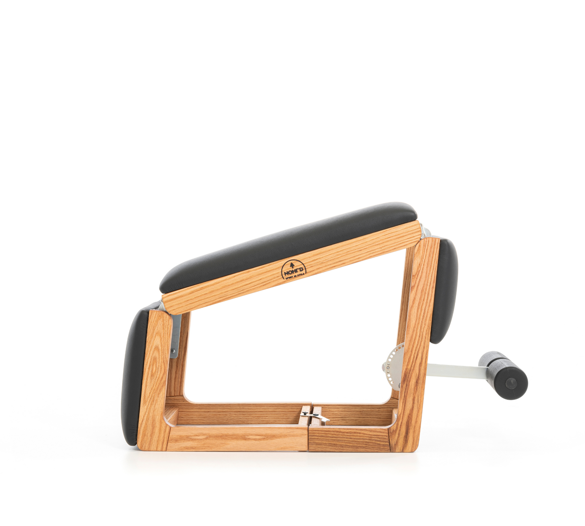 A multifunctional exercise bench made with oak wood and premium Italian leather, for a broad range of exercises. NOHRD TriaTrainer